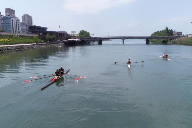 BAŞARININ YOLU, BİR OLMANIN RUHUNDAN GEÇİYOR