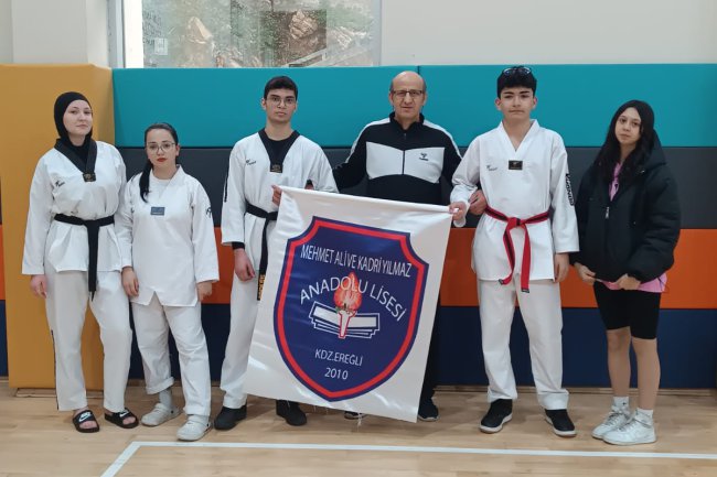 TAEKWONDO SPOR KULÜBÜNE BAŞARILAR DİLERİM...