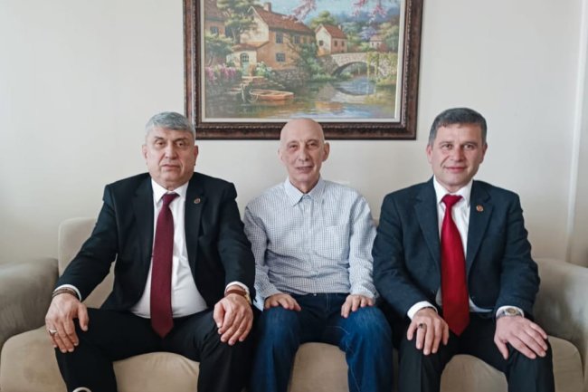 GÜLÜÇ BELEDİYE BAŞKANI SADIK RECEP KARA'DAN ÖNCEKİ BELEDİYE BAŞKANIMIZ AYDIN GÜNGÖR'E ZİYARET