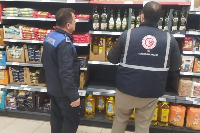 GÜLÜÇ'TEKİ MARKETLERDE FAHİŞ FİYAT DENETİMİ