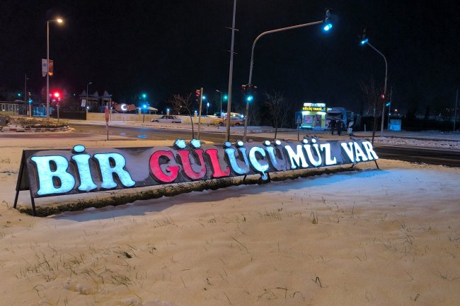 HER MEVSİM BAŞKA GÜZELSİN