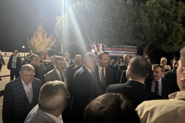 SAYIN BAKANIMIZ ALPARSLAN BAYRAKTAR'A TEŞEKKÜR EDERİM.