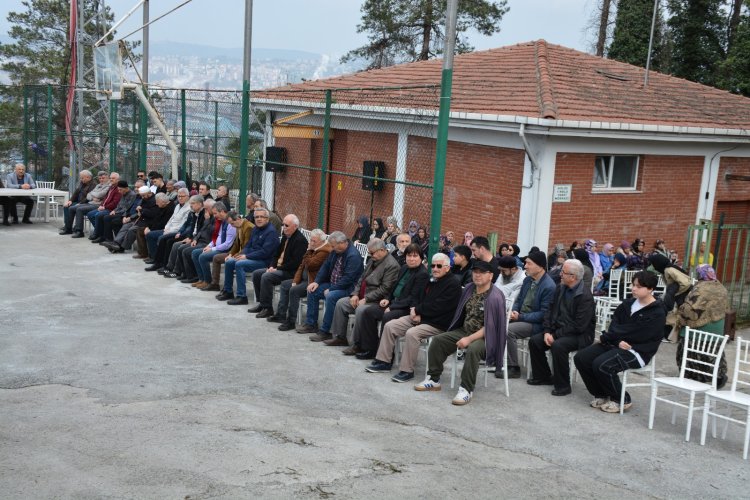 BELDE MEZARLIĞINDA AREFE GÜNÜ MÜNASEBETİYLE KURAN-I KERİM OKUTULDU