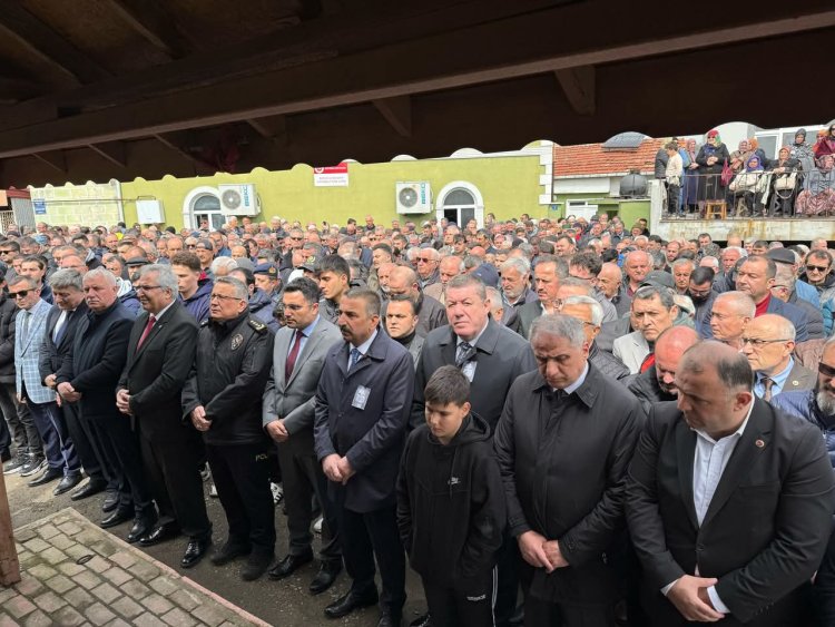 VAHİDE KALYONCU HOCAMIZA ALLAHTAN RAHMET DOST VE AKRABALARINA BAŞSAĞLIĞI DİLİYORUZ...