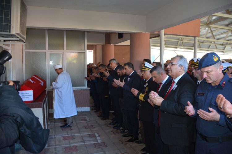 KIBRIS GAZİSİ İHSAN KÜÇÜKSAKALLI SON YOLCULUĞUNA UĞURLANDI