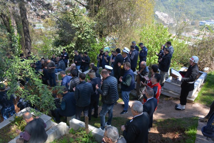 KIBRIS GAZİSİ İHSAN KÜÇÜKSAKALLI SON YOLCULUĞUNA UĞURLANDI