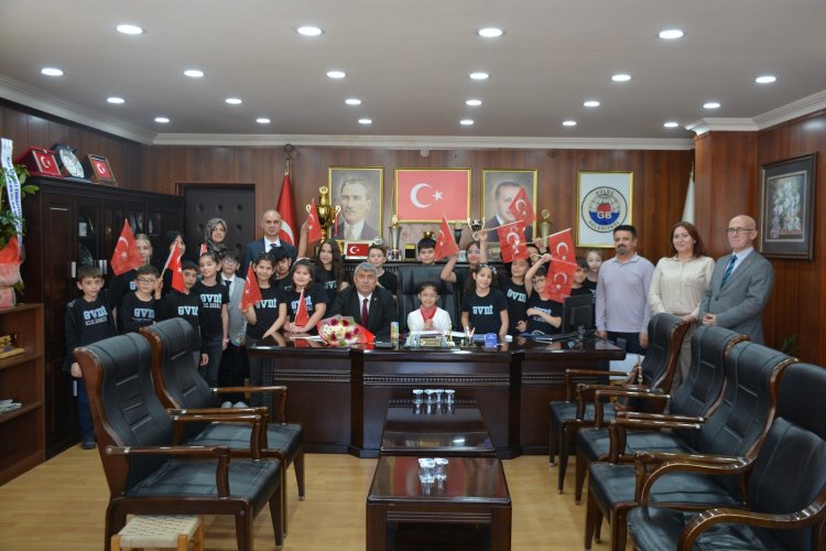 23 NİSAN ULUSAL EGEMENLİK VE ÇOCUK BAYRAMI KUTLU OLSUN