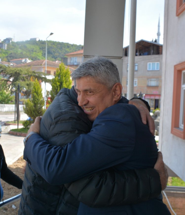 NAZİK ZİYARETLERİNDEN DOLAYI TEŞEKKÜR EDERİZ....