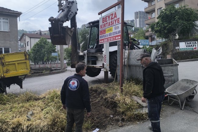 ÇEVRE DÜZENLEMELERİMİZ DEVAM EDİYOR...
