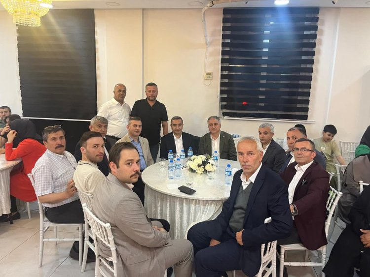 GENÇ ÇİFTİMİZE MUTLULUKLAR DİLERİZ...