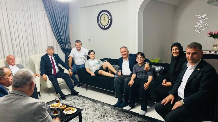 GEÇMİŞ OLSUN DİLEKLERİMİZİ İLETİYORUZ...