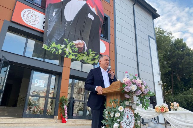 Gençlerimizin Mezuniyet Sevincine Ortak Olduk
