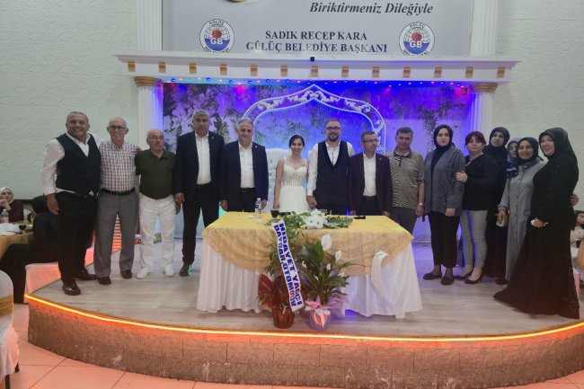 GENÇ ÇİFTİMİZE BİR ÖMÜR BOYU MUTLULUKLAR DİLERİZ