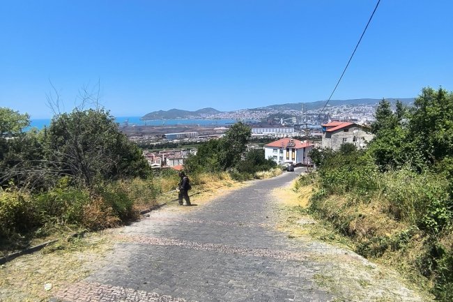 BELDEMİZDE TEMİZLİK ÇALIŞMALARI ARALIKSIZ OLARAK DEVAM EDİYOR...