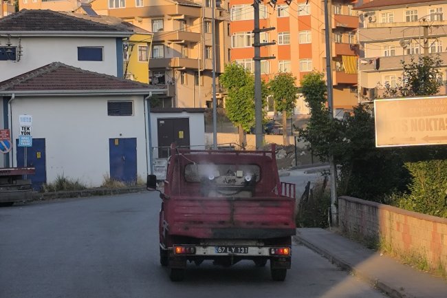 GÜLÜÇ'TE İLAÇLAMA ÇALIŞMALARI ARALIKSIZ OLARAK DEVAM EDİYOR....