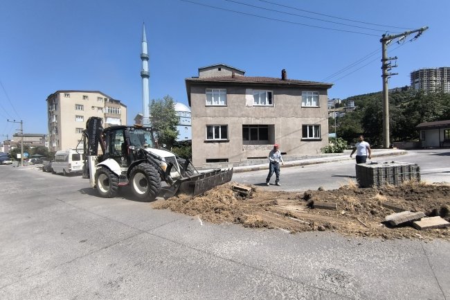 ÇEVRE DÜZENLEME ÇALIŞMALARIMIZ DEVAM EDİYOR...
