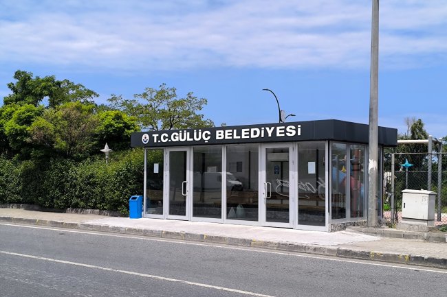 GÜLÜÇ'TE AKILLI DURAKLARDA TEMİZLİK ZAMANI!