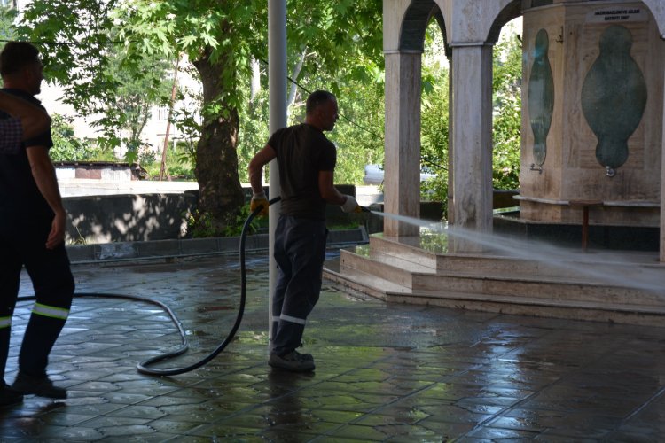TEMİZLİK ÇALIŞMALARIMIZ ARALIKSIZ OLARAK DEVAM EDİYOR...