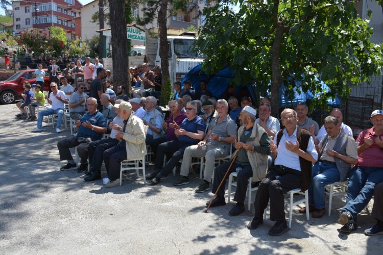 AREFE GÜNÜ PROGRAMIMIZI BELDE MEZARLIĞINDA GERÇEKLEŞTİRDİK