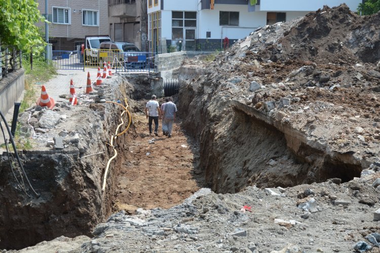 VESİLE DİKMEN İLKOKULU İNŞAATINDA ÇALIŞMALAR SON HIZ DEVAM EDİYOR...