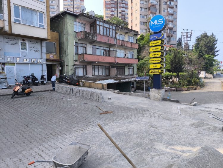 DURMAK YOK HİZMETE DEVAM