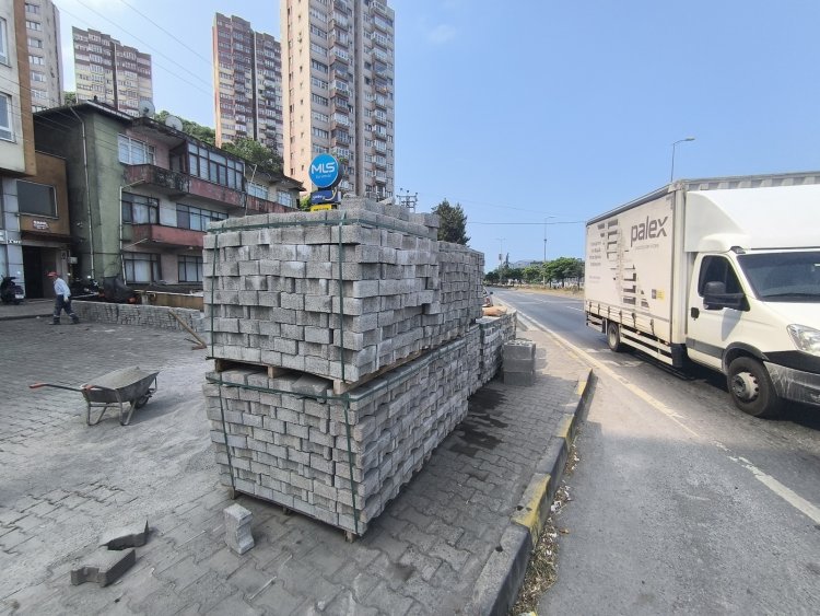 DURMAK YOK HİZMETE DEVAM