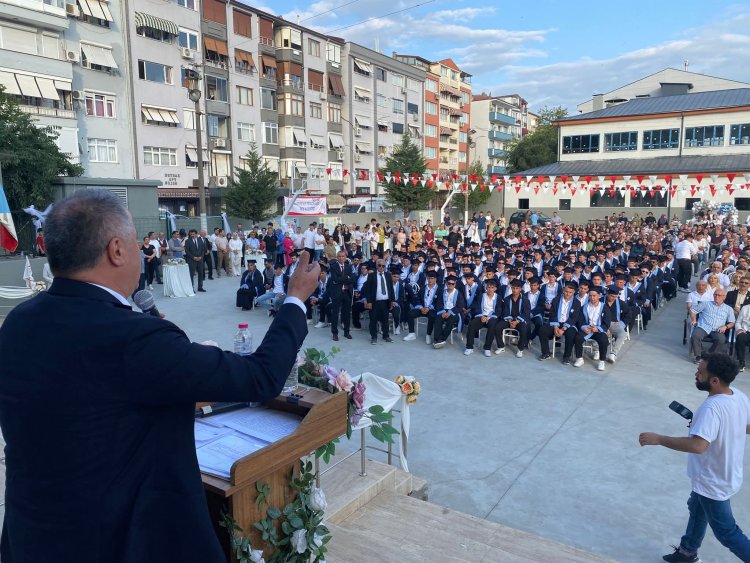 Gençlerimizin Mezuniyet Sevincine Ortak Olduk 