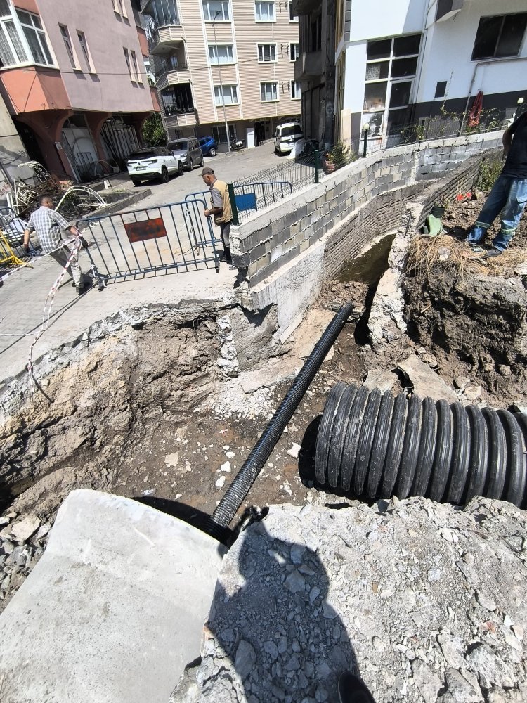 VESİLE DİKMEN İLKOKULU ALTYAPI ÇALIŞMALARINDA SONA YAKLAŞILDI