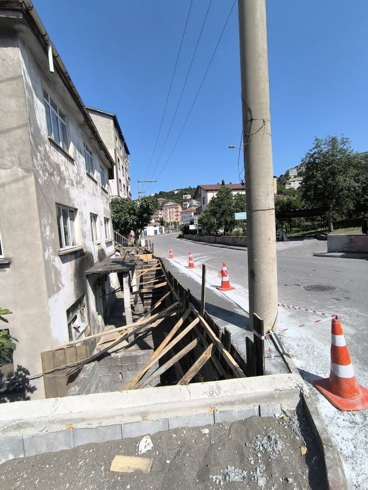 ÇALIŞMALARIMIZ ARALIKSIZ OLARAK DEVAM EDİYOR...