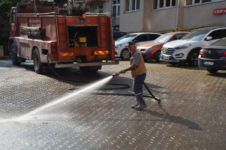 GÜLÜÇTE TEMİZLİK ÇALIŞMALARIMIZ DEVAM EDİYOR...