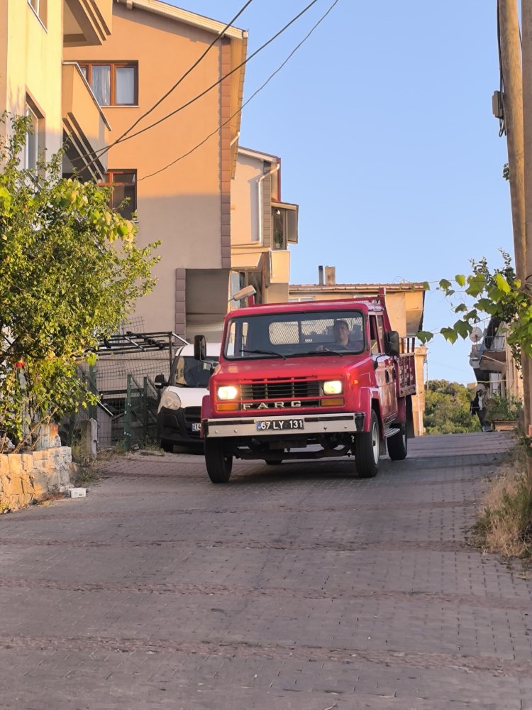 GÜLÜÇ'TE İLAÇLAMA ÇALIŞMALARI ARALIKSIZ OLARAK DEVAM EDİYOR....