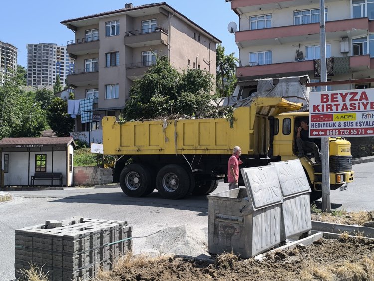 ÇEVRE DÜZENLEME ÇALIŞMALARIMIZ DEVAM EDİYOR...