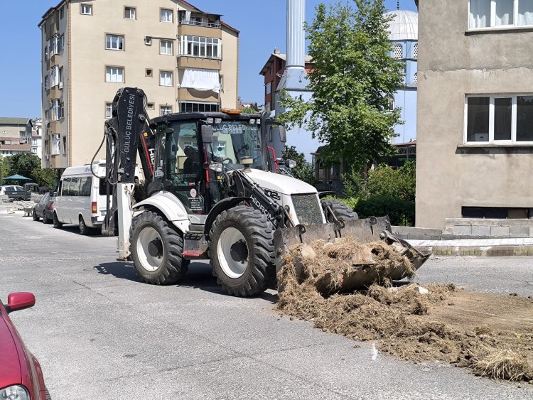 ÇEVRE DÜZENLEME ÇALIŞMALARIMIZ DEVAM EDİYOR...