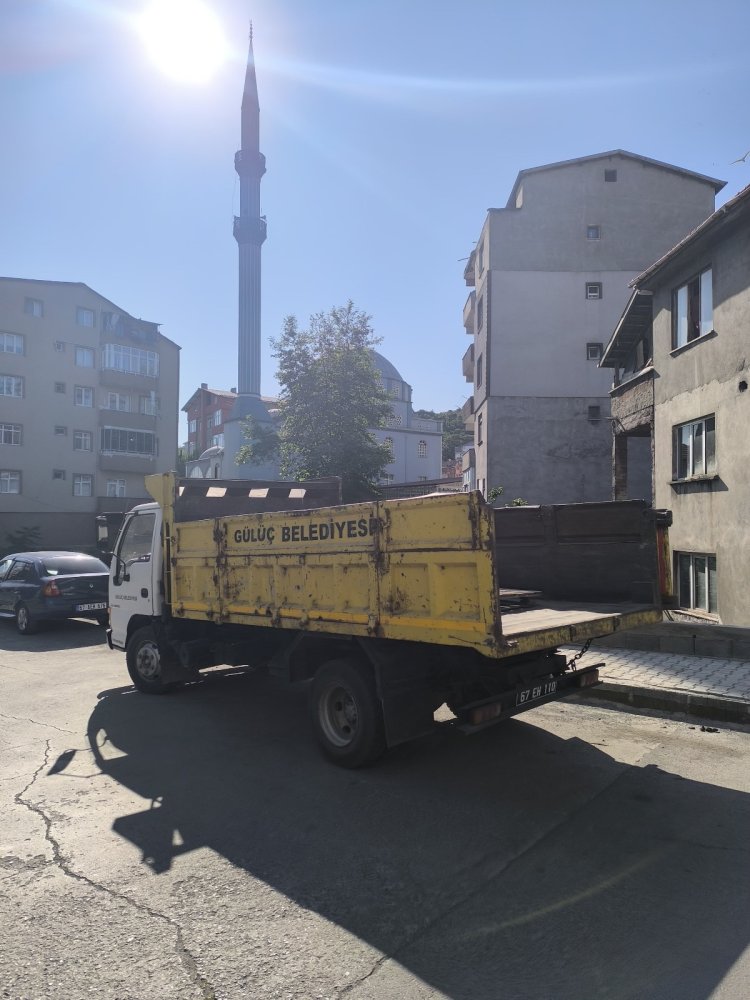 ÇEVRE DÜZENLEME ÇALIŞMALARIMIZ DEVAM EDİYOR...