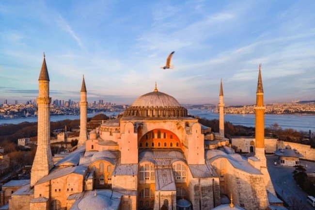 AYASOFYA CAMİİNİN İBADETE AÇILIŞININ 5.YILDÖNÜMÜ KUTLU OLSUN