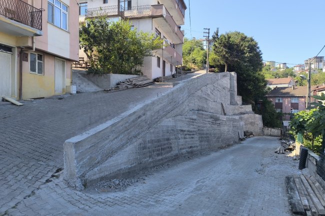 KORUİÇİ SOKAĞIN 35 YILLIK SORUNU TARİH OLUYOR!