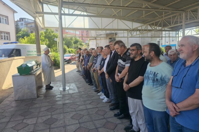 MERHUMEYE ALLAHTAN RAHMET DİLİYORUZ...