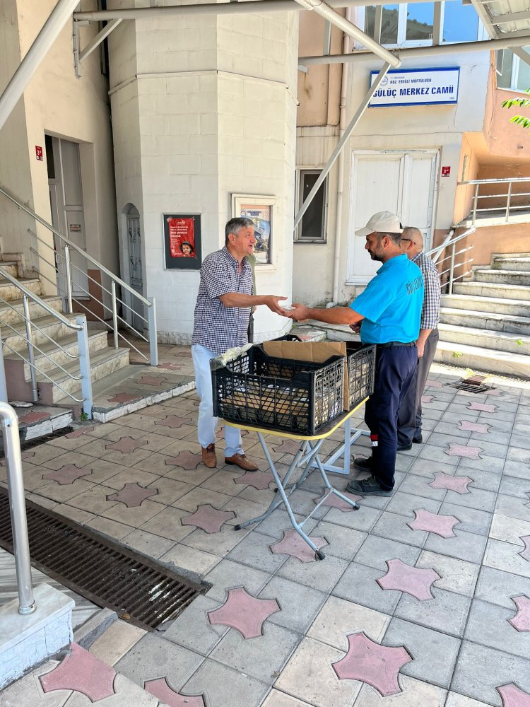 AŞURE GÜNÜ BİRLİK VE BERABERLİĞİMİZİ PEKİŞTİRDİ 