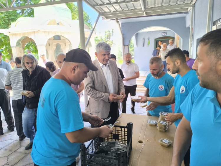 AŞURE GÜNÜ BİRLİK VE BERABERLİĞİMİZİ PEKİŞTİRDİ 
