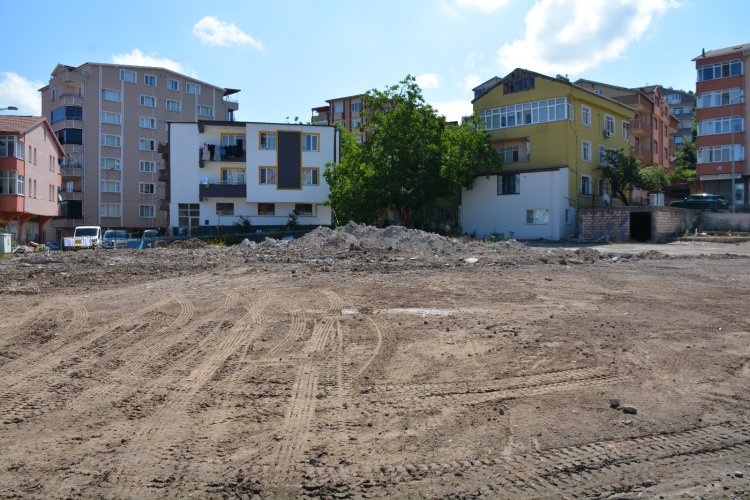 GÜLÜÇ VESİLE DİKMEN İLKOKULU SAHASINDA GELECEĞİ İNŞA EDİYORUZ! 
