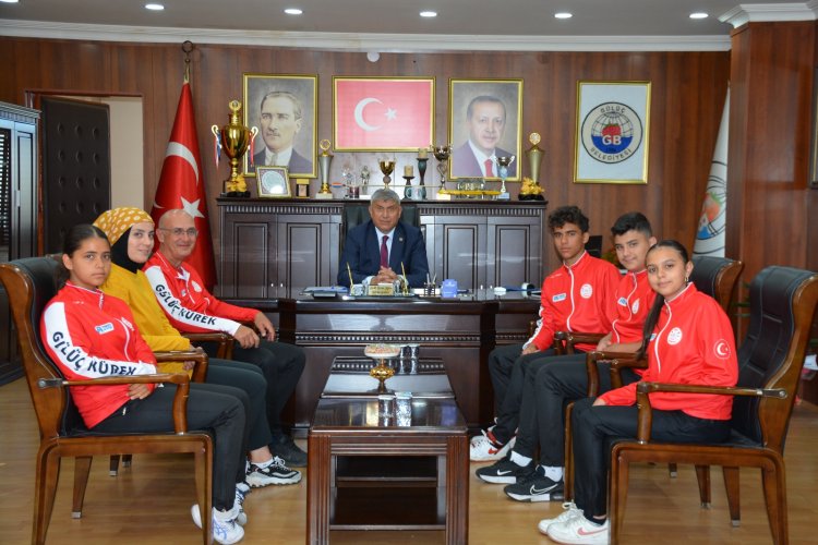 GÜLÜÇ’ÜN KÜREKÇİLERİ TÜRKİYE ŞAMPİYONASI YOLUNDA!