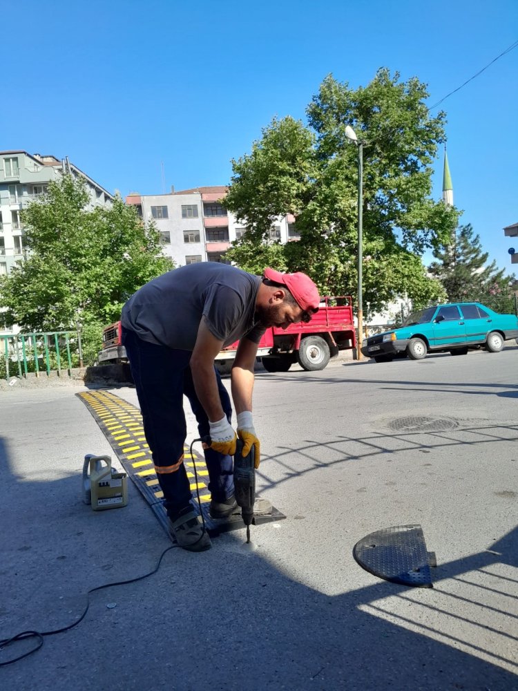 GÜLÜÇ’TE TRAFİK GÜVENLİĞİNE ÖNEM! 