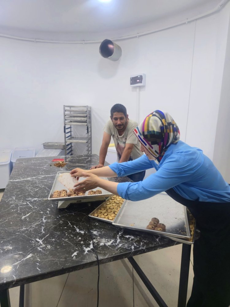 GÜLÜÇ BELEDİYESİ SOSYAL TESİSLERİNDE LEZZETİN ADI: USTA ELLERİN MAHARETİ! 