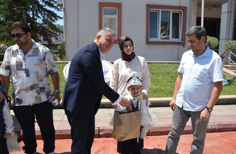  GÜLÜÇ BELEDİYESİ’NDEN GELENEKSEL SÜNNET ŞÖLENİ 