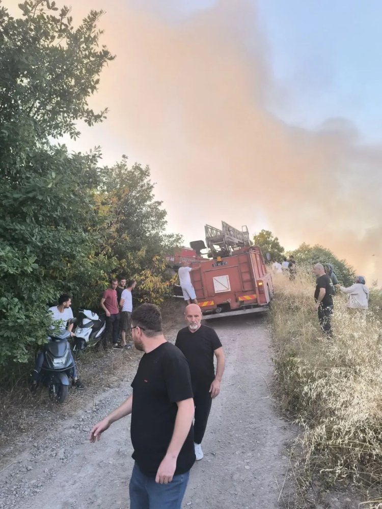 TOPÇALI MAHALLESİNDEKİ YANGINA ANINDA MÜDAHALE EDİYORUZ...