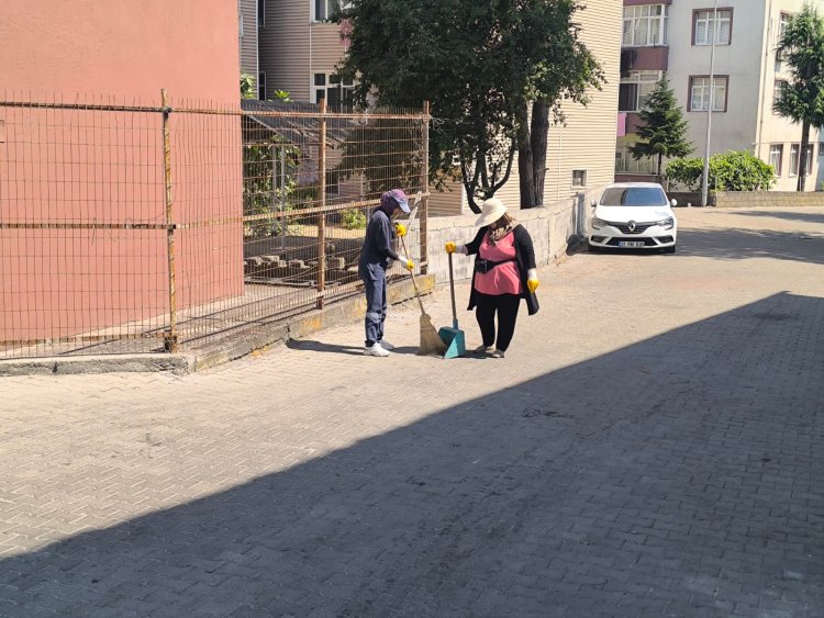 TEMİZLİK ÇALIŞMALARIMIZ ARALIKSIZ OLARAK DEVAM EDİYOR...