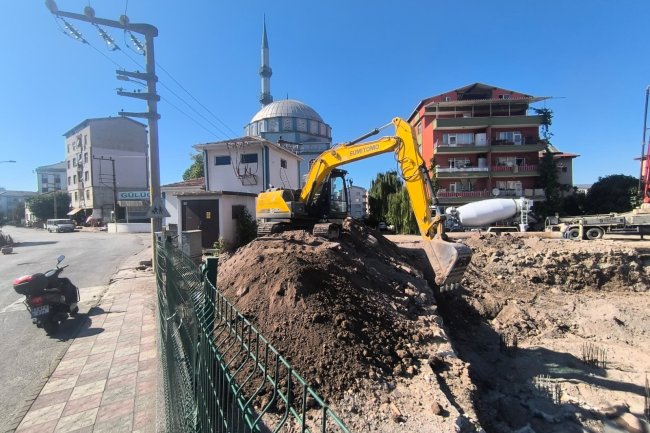 GÜLÜÇ VESİLE DİKMEN İLKOKULUNDA ÇALIŞMALAR SON HIZ DEVAM EDİYOR...