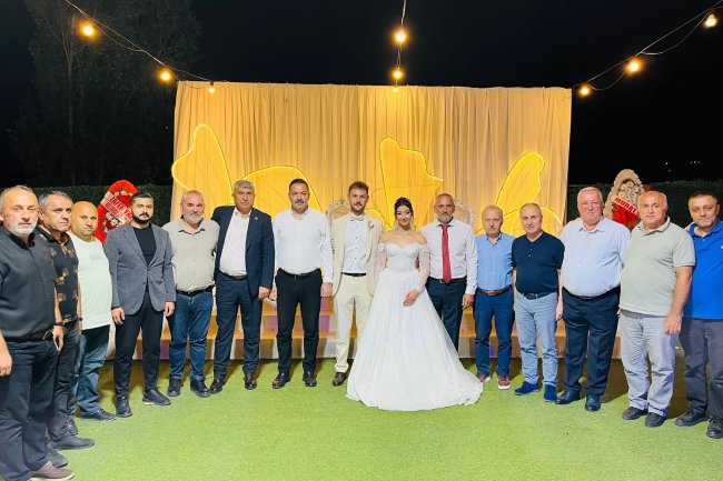 GENÇ ÇİFTİMİZE BİR ÖMÜR BOYU MUTLULUKLAR DİLERİZ