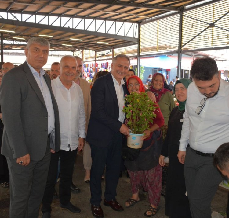  Kdz. Ereğli Kapalı Pazaryeri’nde Esnaf ve Hemşehrilerimizle Bir Aradayız