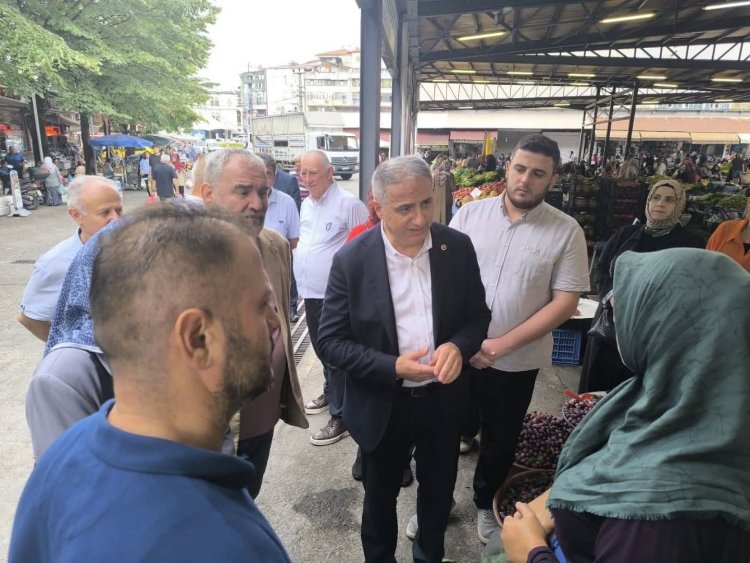  Kdz. Ereğli Kapalı Pazaryeri’nde Esnaf ve Hemşehrilerimizle Bir Aradayız